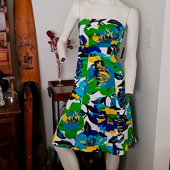 a.n.a Aqua Kelly Green Strapless dress - Picture 1 of 9